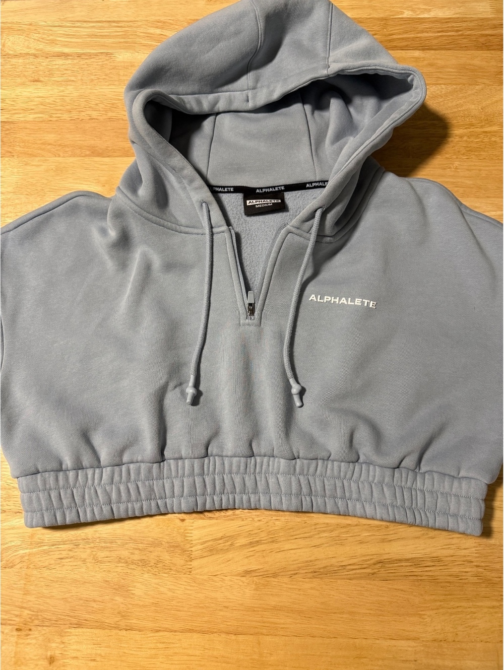 Alphalete Women’s Pale Blue Cropped Quarter Zip Hoodie Size Medium